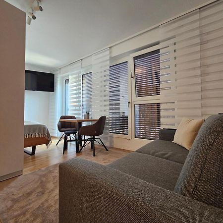 High Class - Design Apartment - Favorite Place - Full Equipment - Public Transport Nuremberg Room photo
